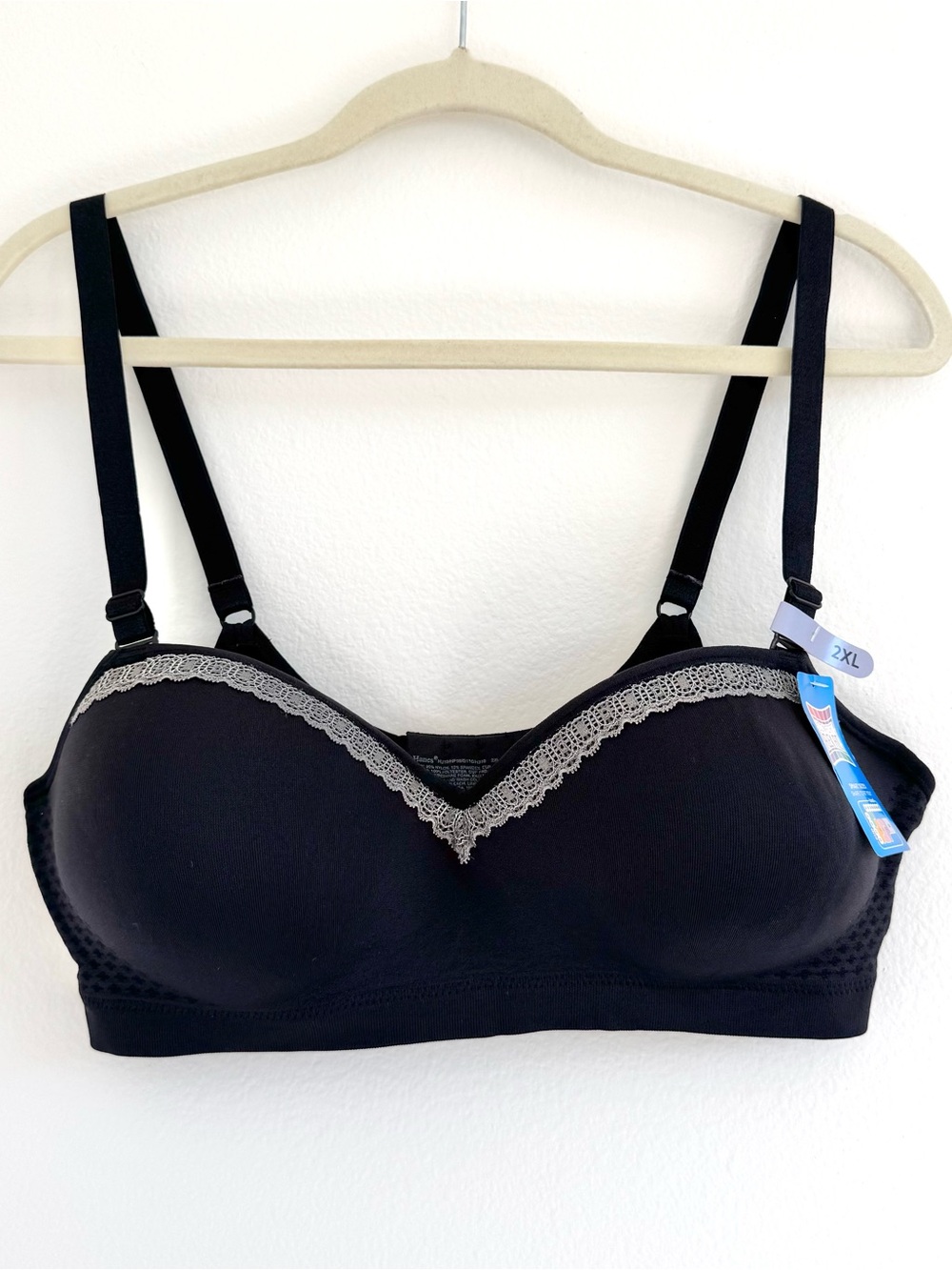 Hanes NWT Comfort Flex Fit Bra